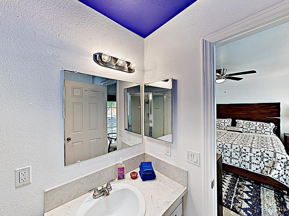Rawhide Ranch - Walk To Pappy And Harriet'S With Hot Tub! Home Yucca Valley Exterior foto