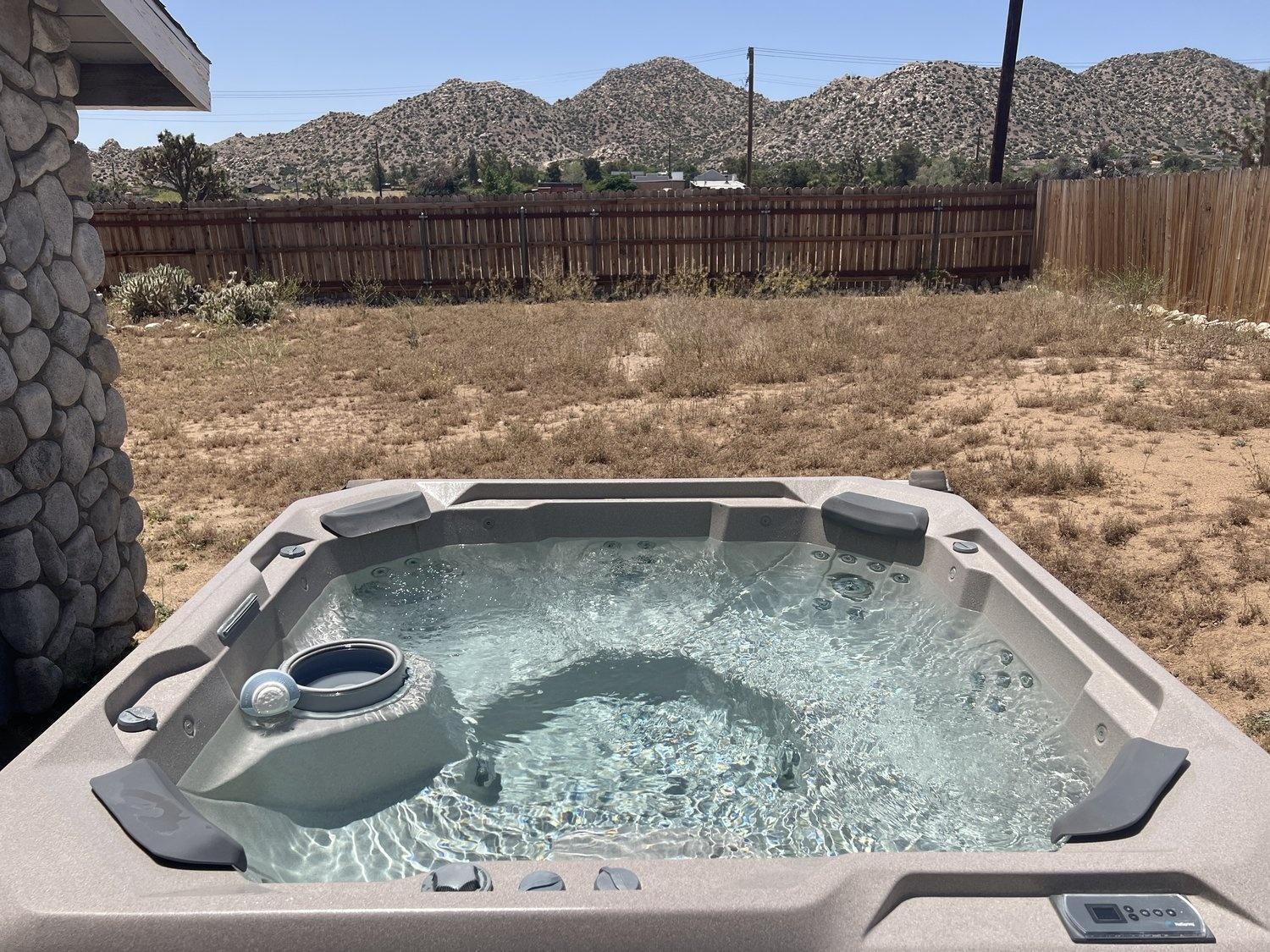 Rawhide Ranch - Walk To Pappy And Harriet'S With Hot Tub! Home Yucca Valley Exterior foto